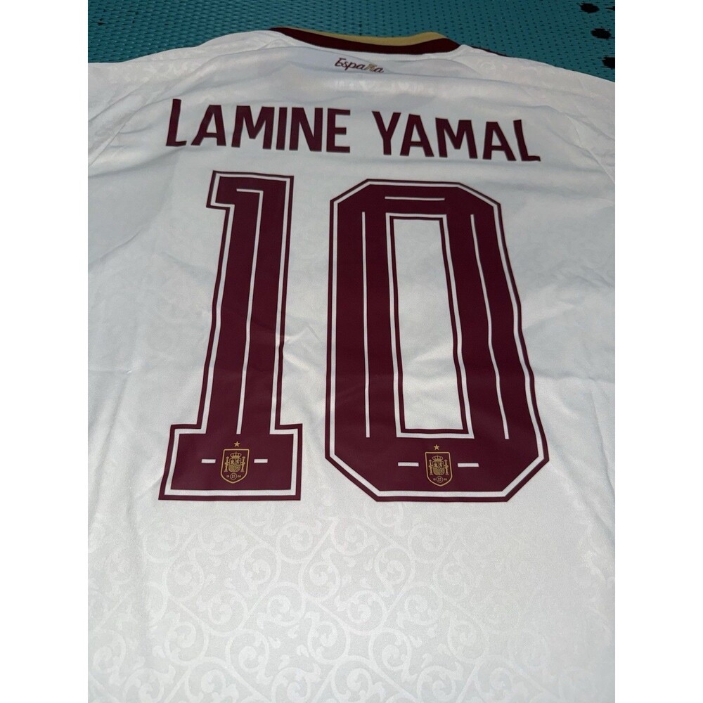 Lamine Yamal Spain #10 (Custom Print) Worldcup 2026 Away Fan Jersey/ Kit(Medium) - Picture 6 of 6